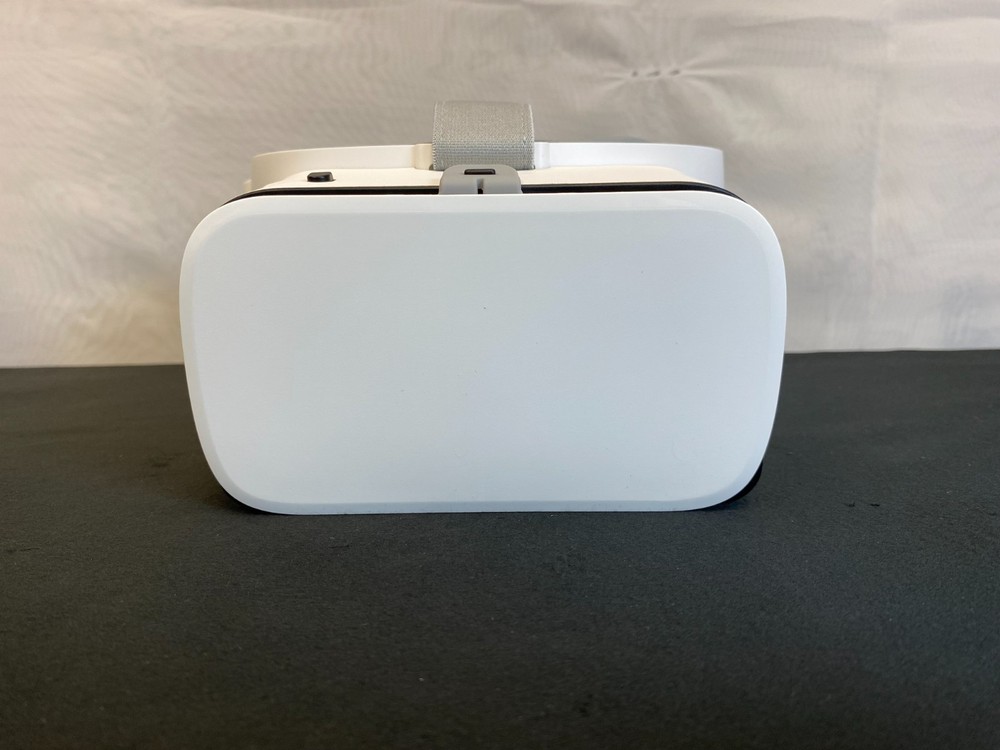 Bobovr Z6 White Foldable Wireless Bluetooth Virtual Reality Headset