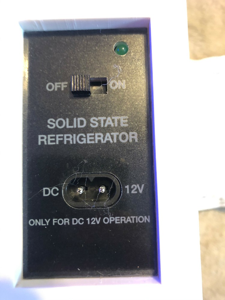 COLD KEEPER PORTABLE MINI REFRIGERATOR AUTO ADAPTER INCLUDED OPEN BOX WORKS!!!