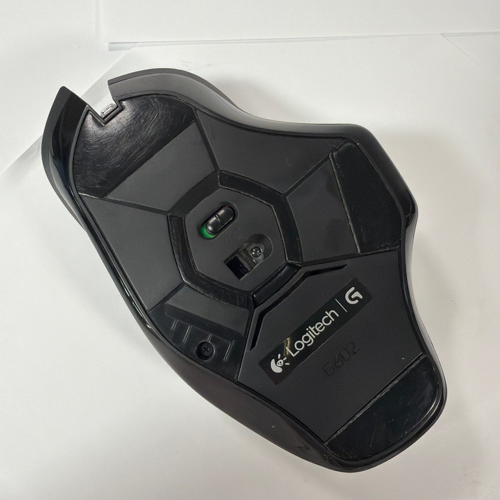 Logitech G602 Wireless Gaming Mouse Black Powers On No USB Receiver