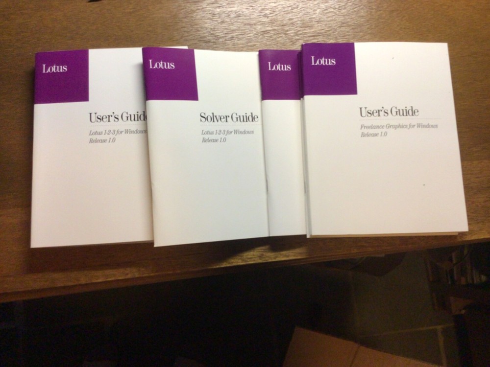 Lotus Notes 1-2-3 for Windows vers 1.1 brand new computer software