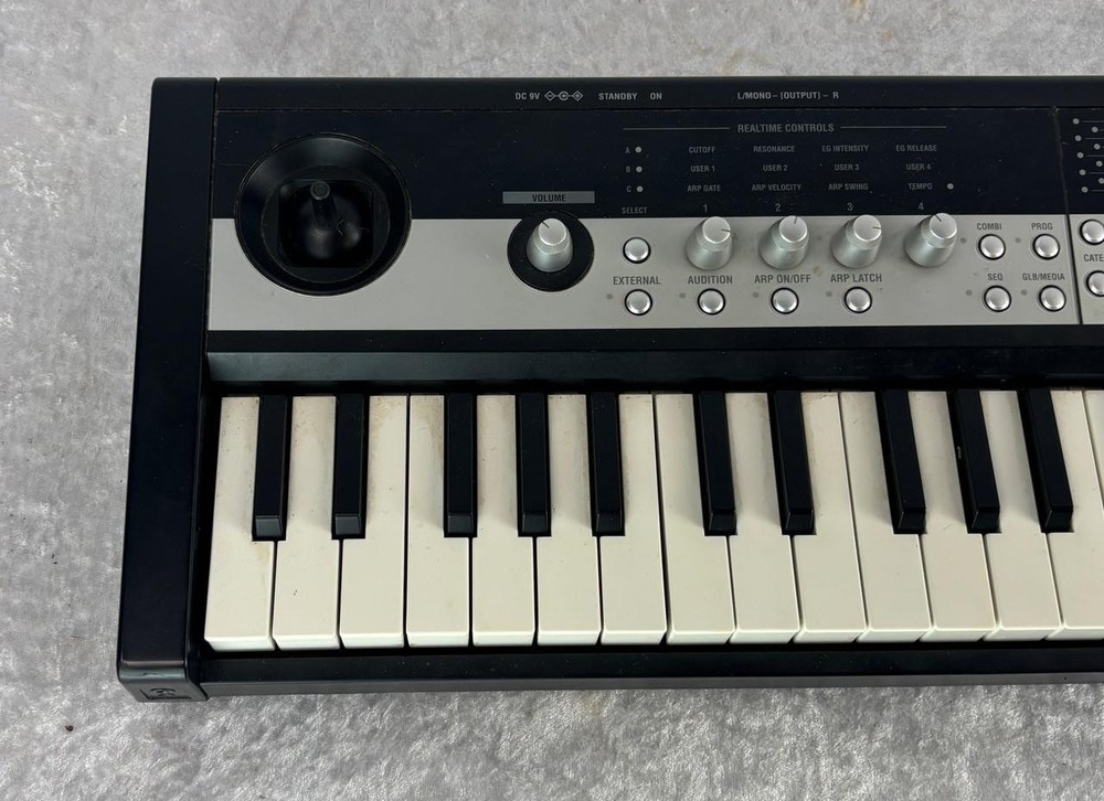 Korg microSTATION Music Workstation