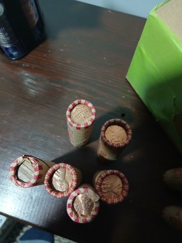 Rolls Of Lincoln Pennies. Mixed Dates