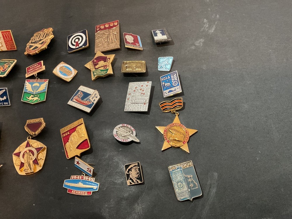 30 Wwii Russian Reproduction pins