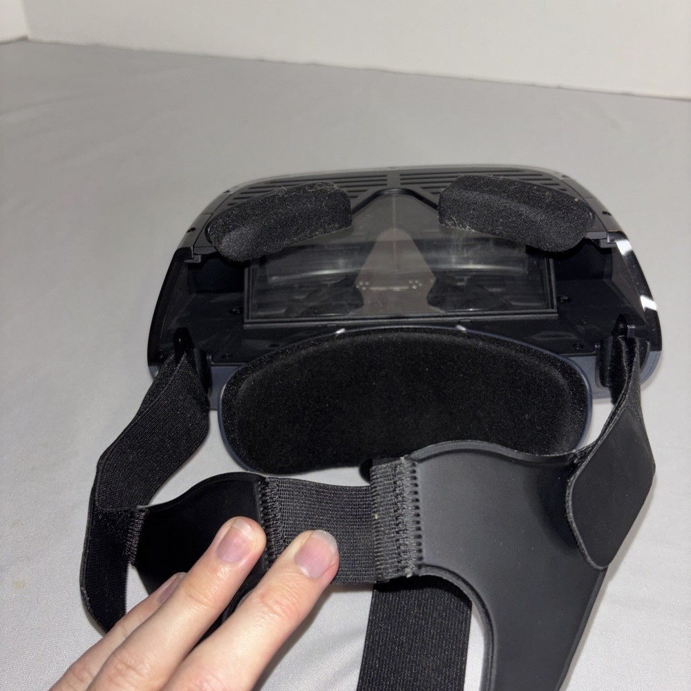 Star Wars Jedi Challenges AR Headset With Lightsaber Controller and Tracking