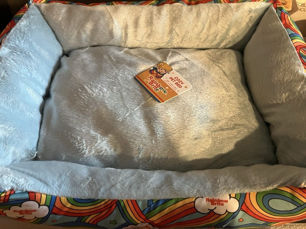 Rainbow Brite Pet Bed NWT Officially Licensed  20 “ X  16” Plush