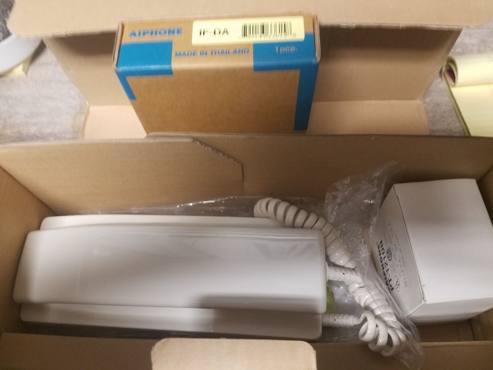 Lot 2-Aiphone IES-1AD Handset chime intercom with remote station