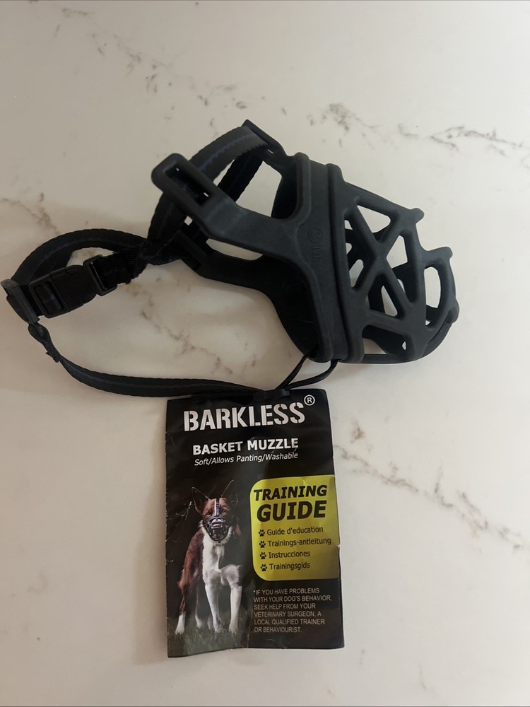 Dog Muzzle 3 Medium Black Adjustable Straps 3M Size