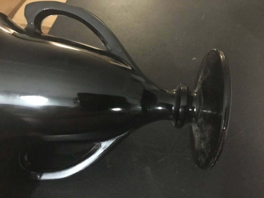 Trophy Style Black Glass Planter