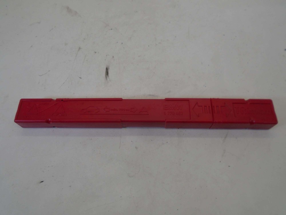 BMW 120D CONVERTIBLE WARNING TRIANGLE 6770487 2008-2013
