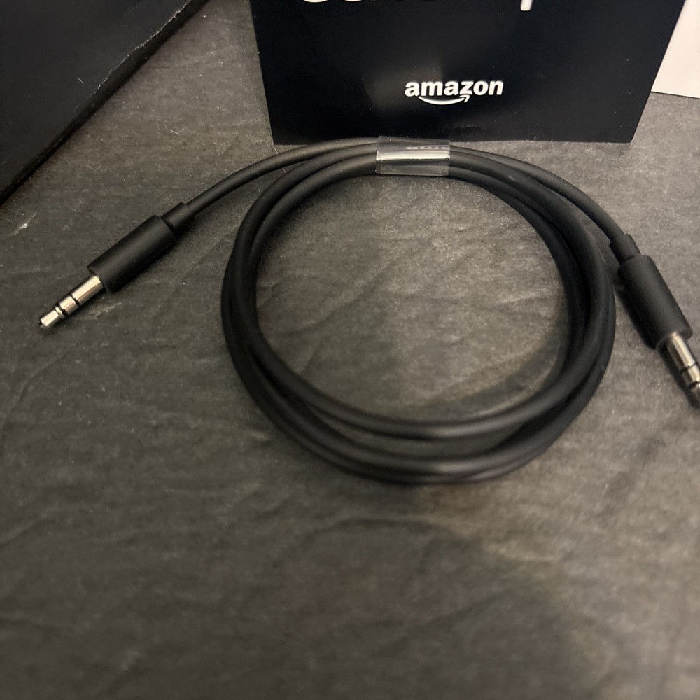 Amazon Echo Input C1125P Alexa Bluetooth Turns Speaker to Alexa Device COMPLETE