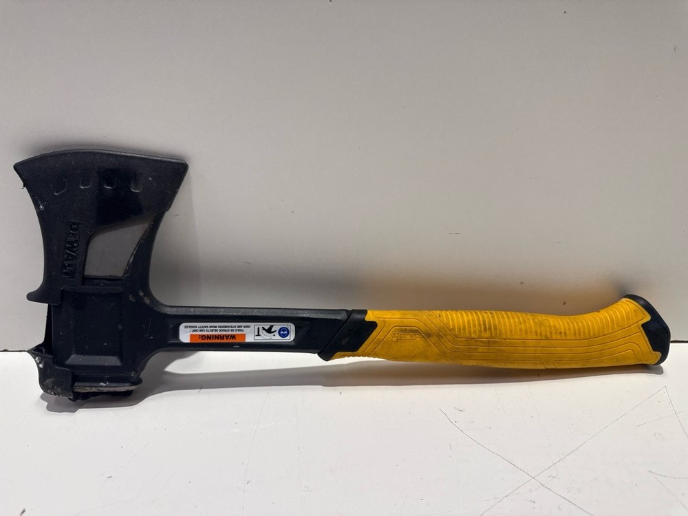 DEWALT HATCHET MODEL DWHT51387 (P22016912)