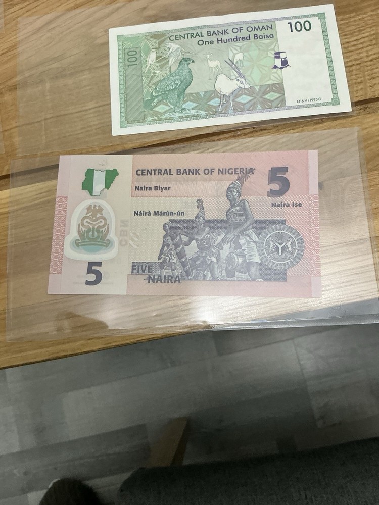 8 Assorted Banknotes Of The World