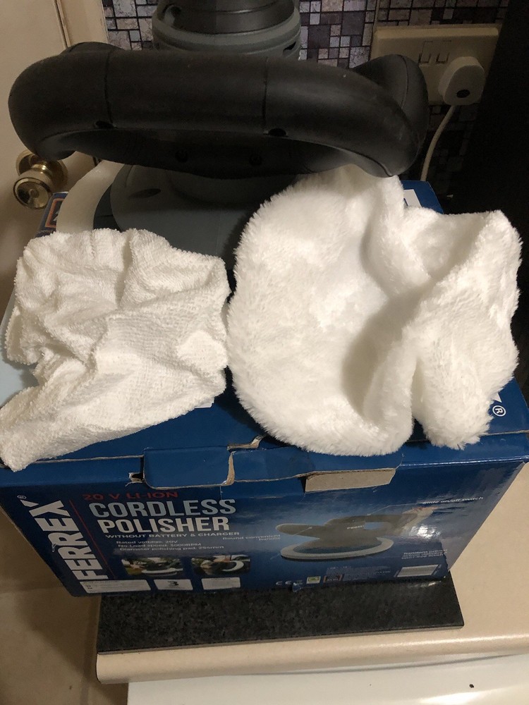 Cordless Polisher & Battery