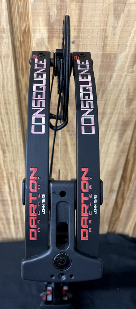 Darton Archery Consequence 2 70lb Black RH BRAND NEW