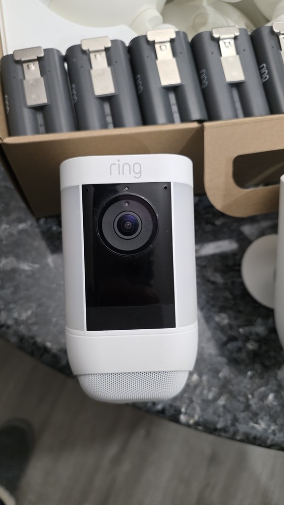Ring Spotlight Cam 9 Wireless Cameras White Battery Solar Powered IP System