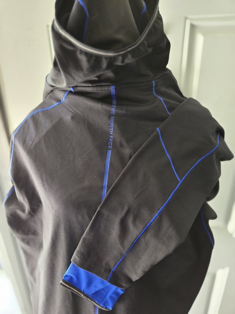 The North Face Men's Pullover Size Large Blue/Black, Long Sleeve