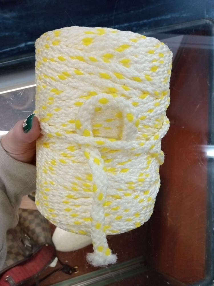 Yellow Craft String