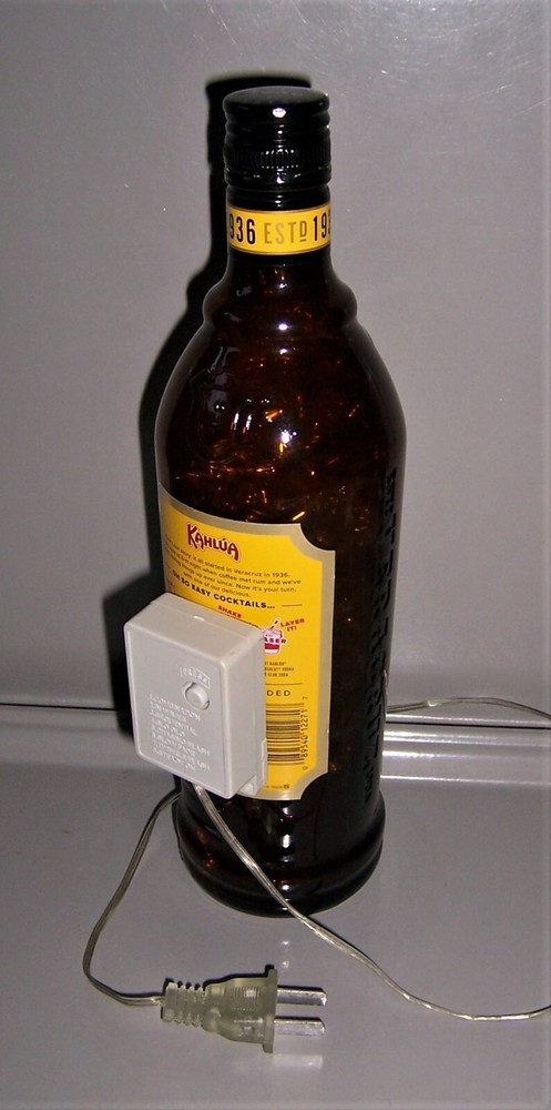 KAHLUA Liqueur 750ml Bottle Light w/100 Motion LEDs Inside & 8 Light Modes