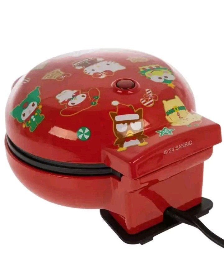 NEW CHRISTMAS Hello Kitty & Friends Waffle Maker