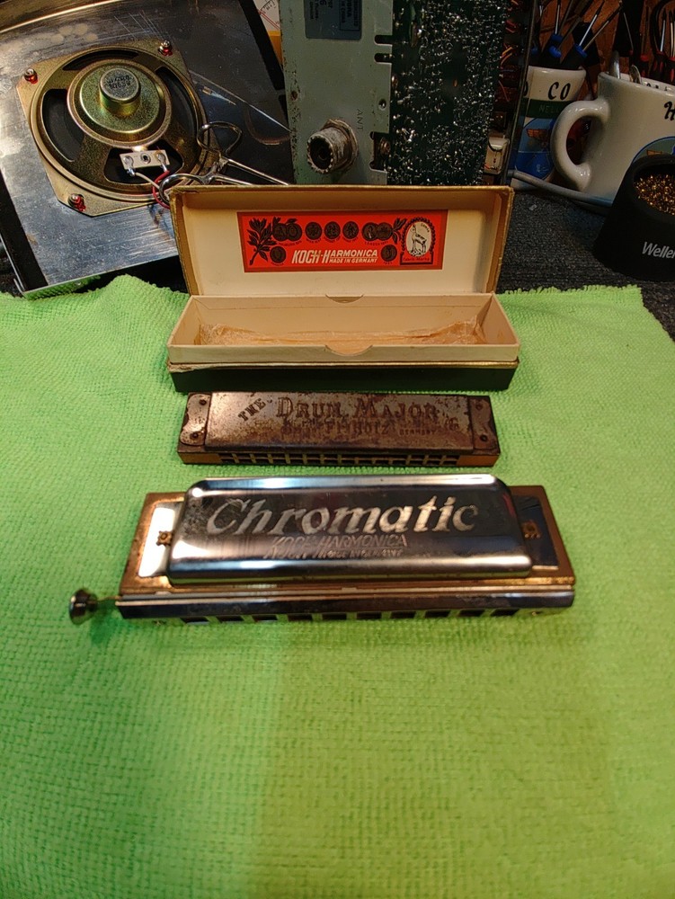 harmonica