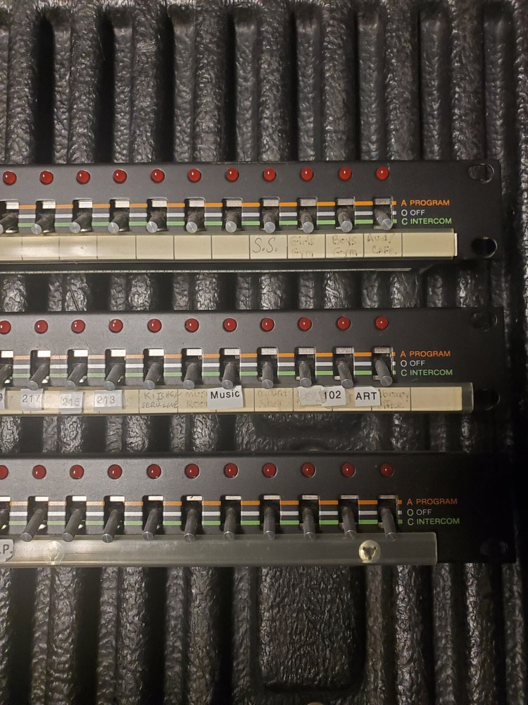 3 BOGEN COMMUNICATIONS INC KEY STATION INTERCOM SWITCH PANEL SBA 225