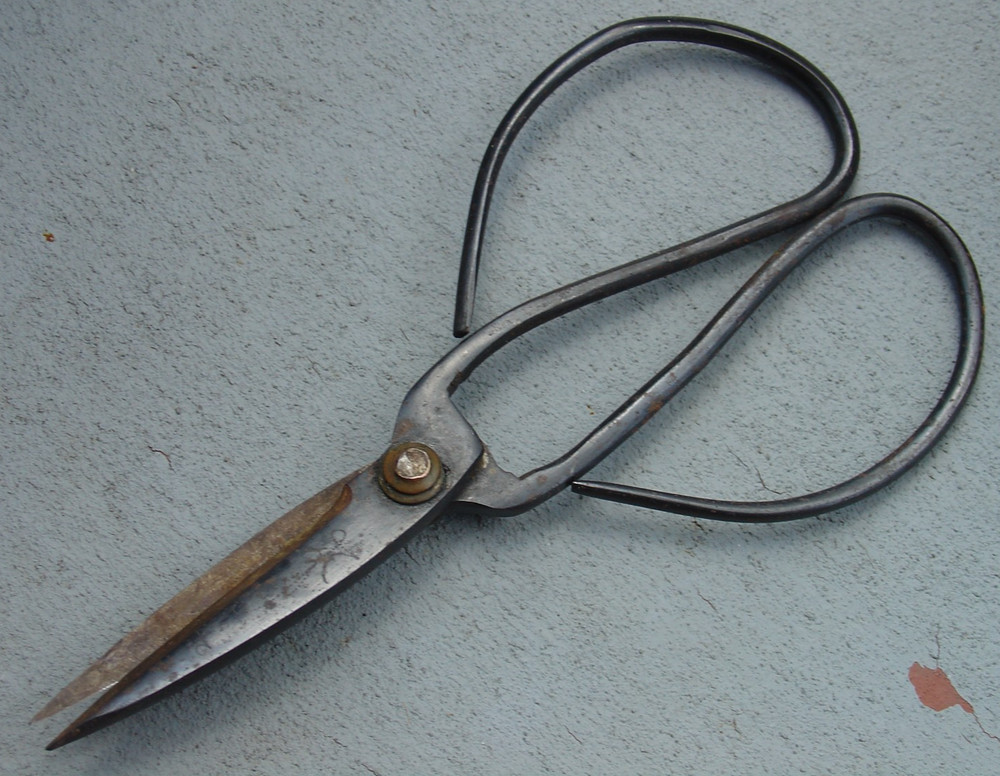 Vintage Signed Iron Japanese Bonsai Tree Bush Scissors Tool