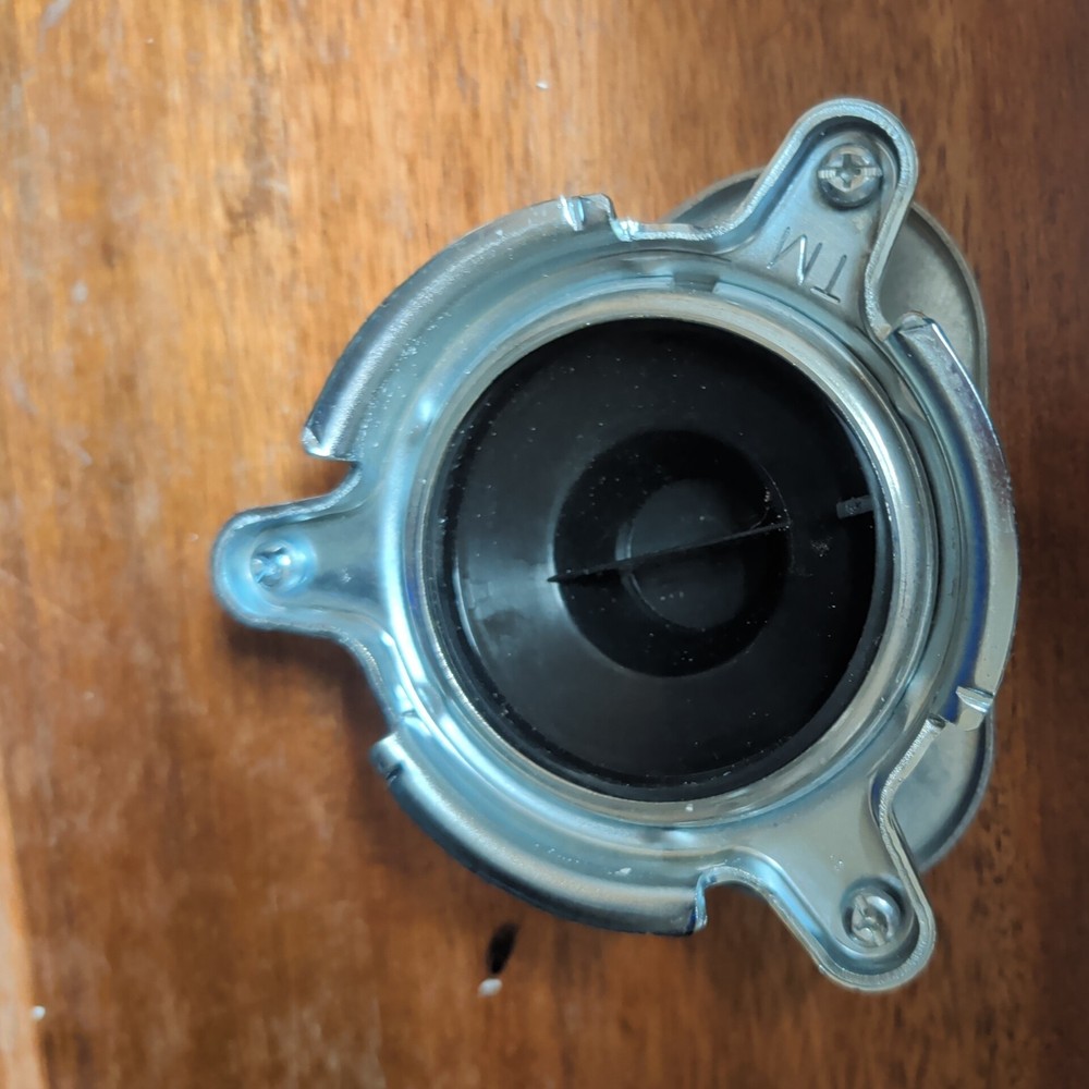 1/2 HP Bager 5 Insinkerator Food disposal