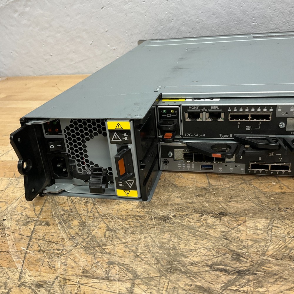 Dell Compellent SCV2020 24-Bay SFF Storage Array Chassis Tested and Working