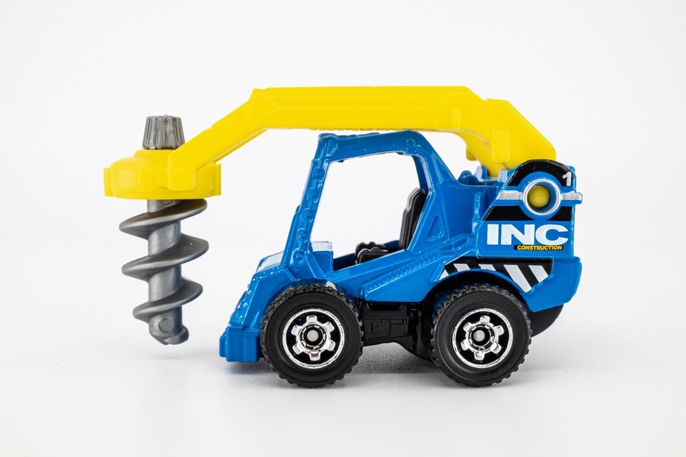 2019 Matchbox #33 Drill Digger™ BLUE | YELLOW | INC CONSTRUCTION | MINT