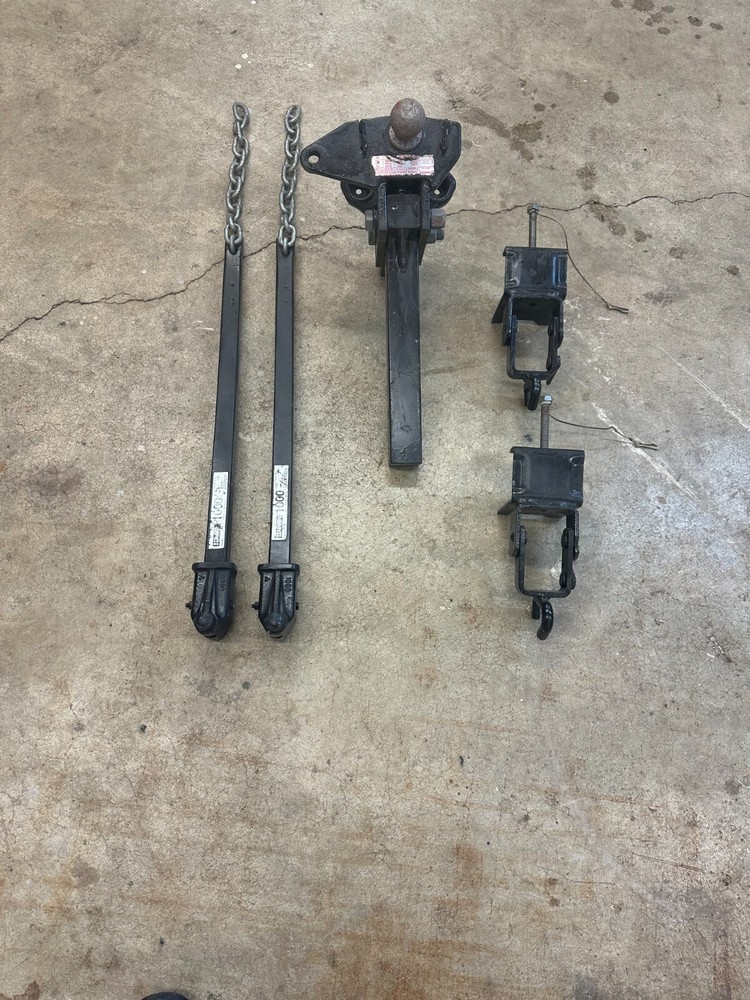 Trailer Hitch Towing Leveling System