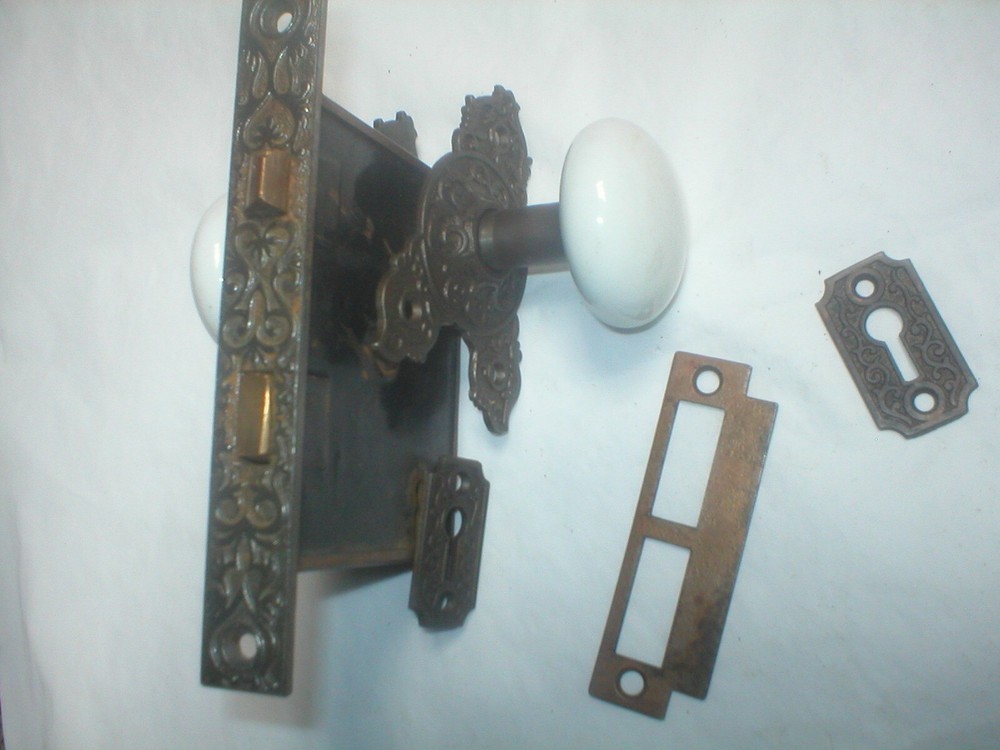 Antique Victorian Decorative Door Hardware