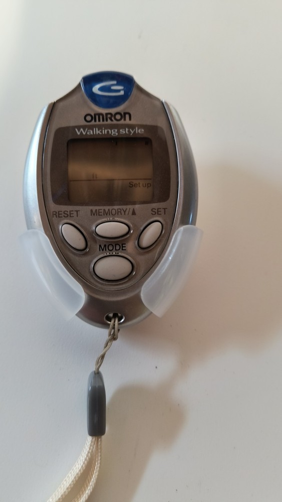 Omron Digital Premium Pedometer - Hj112 - With Optional Strap