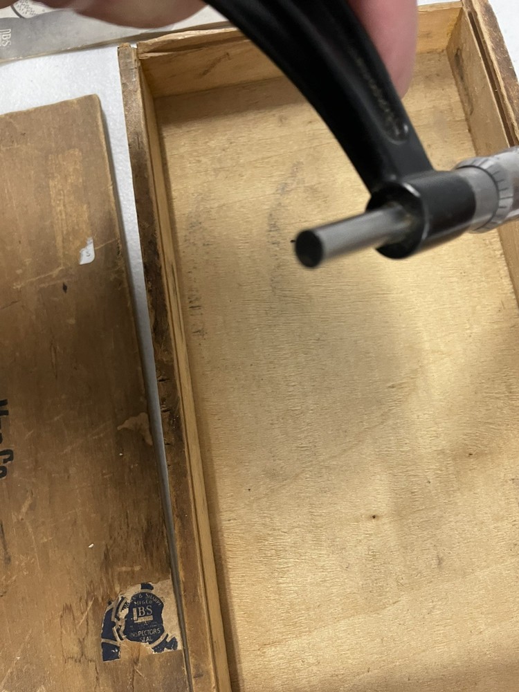 Brown & Sharpe 3 - 4" Outside Micrometer