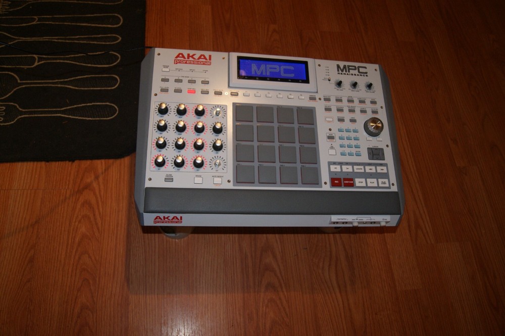 AKAI PROFESSIONAL RENAISSANCE MPC