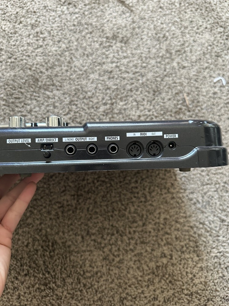 LINE 6 Floor-POD-Plus Guitar Multi Effects Processor