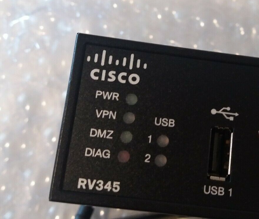 Cisco RV345 VPN ROUTER with power supply.