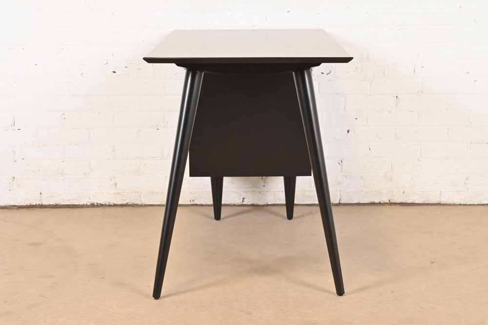 Paul McCobb Planner Group Mid-Century Modern Black Lacquered Desk, Refinished