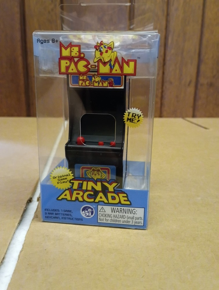 Pac Man Mini Arcade Machine by Tiny Arcades 2017 NIB