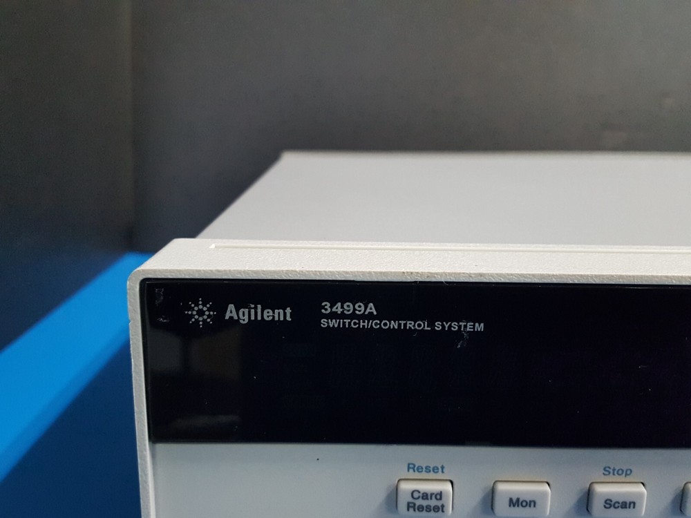 Agilent 3499A: Switch / Control System Main Frame (5602)