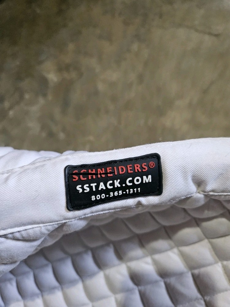 Schneiders White All Purpose Saddle Pad