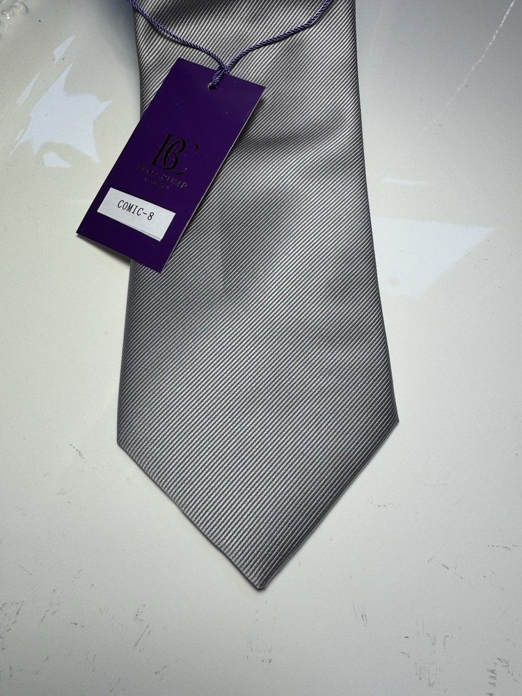 NWT VERSE 9 SOLID COLOR NEW STYLE PRINT SILK DESIGNS TIE & HANKY