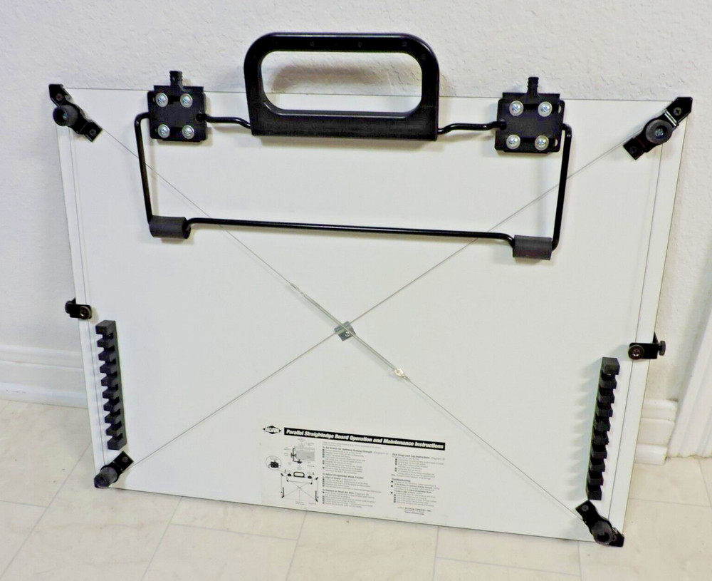 ALVIN 18"x24" Parallel Straight Edge White Drawing/Drafting Board With Case