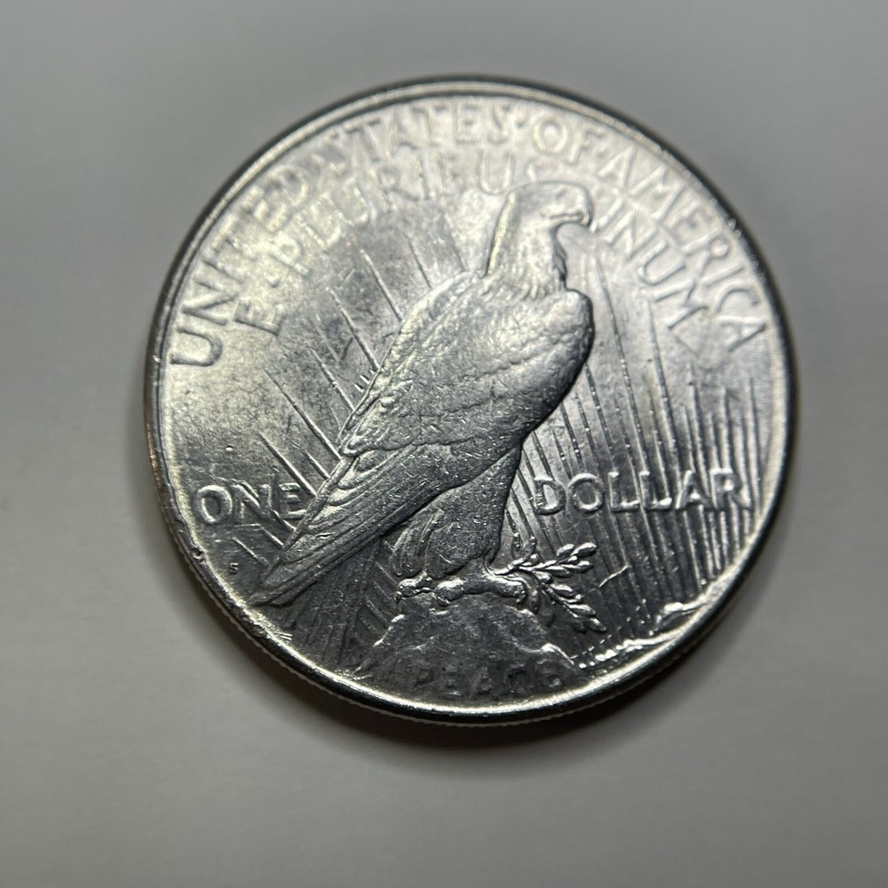 1923-S $1 Peace Dollar UNC - 82070