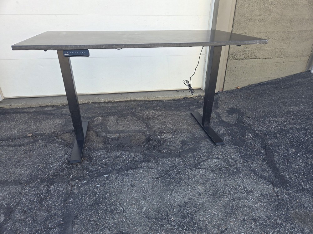 Flexispot Adjustable Workbench, 62"x32", 600 Lb. Capacity, Phenolic Top, Used