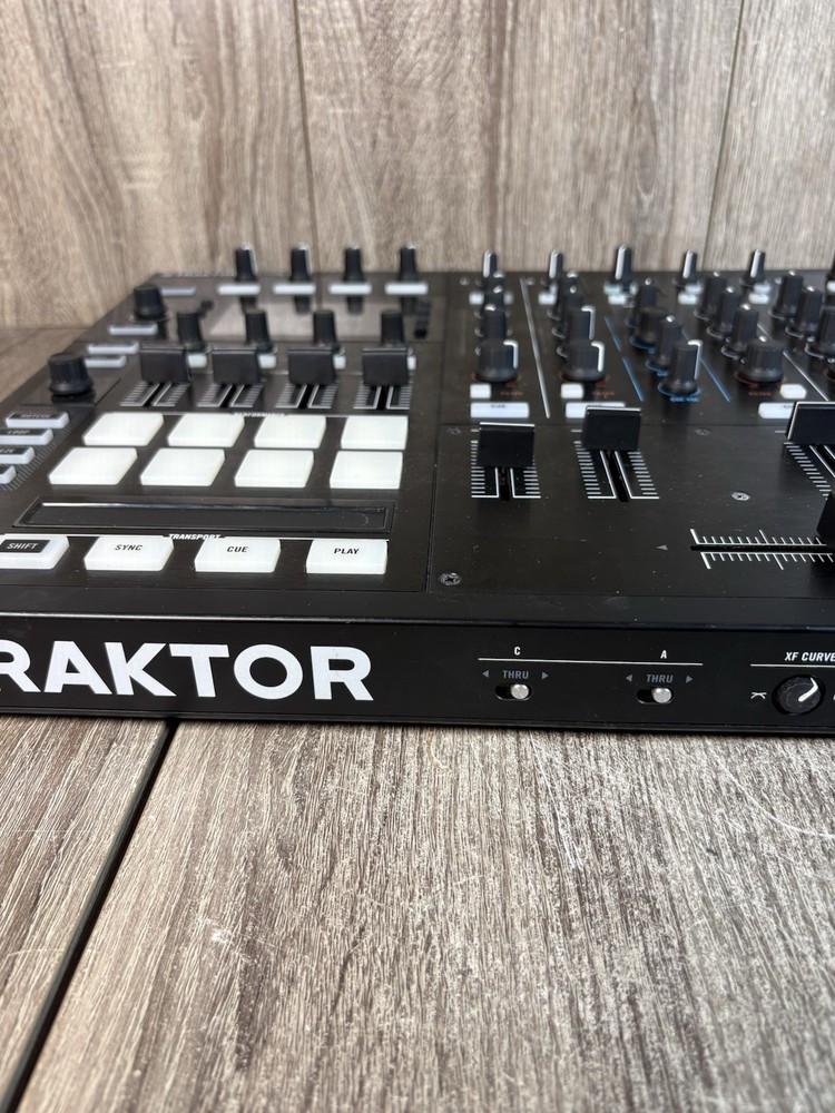 Native Instruments Traktor Kontrol S8 4-channel DJ Controller W/ USB Cable!