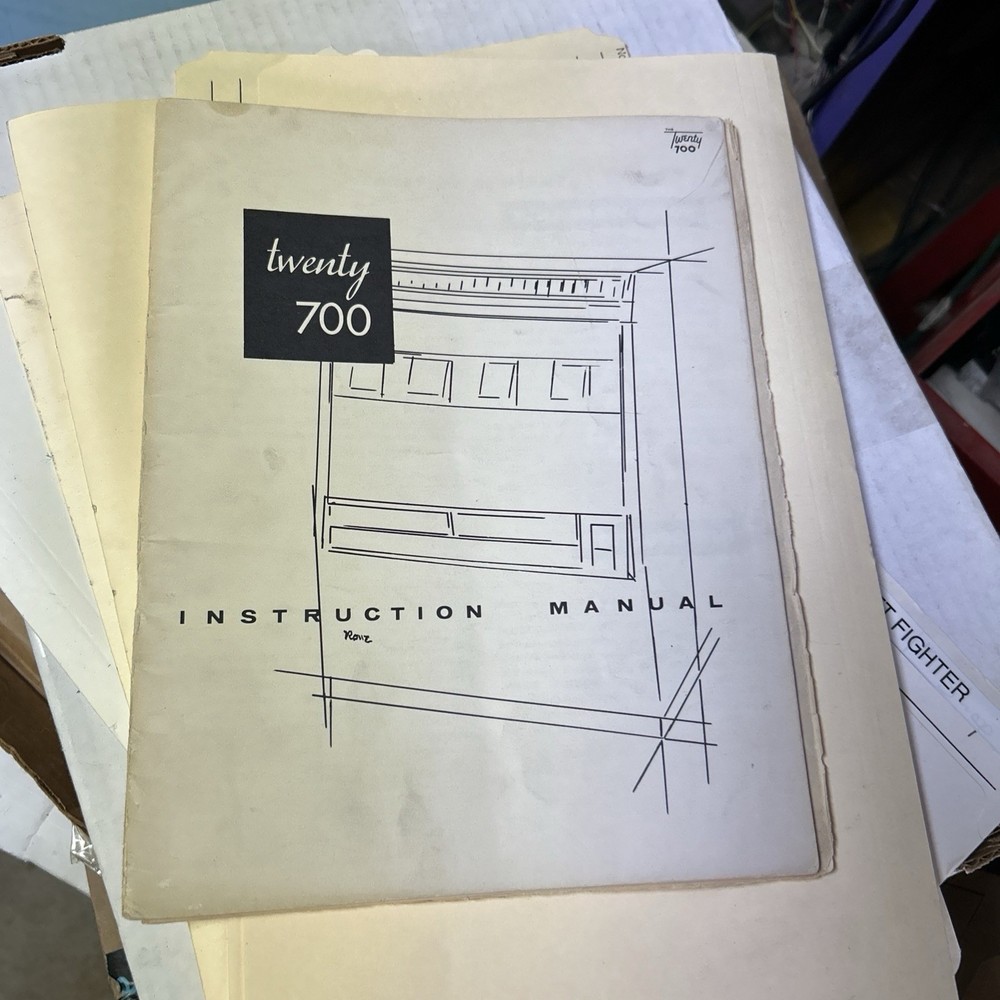 ROWE TWENTY 700   CIGARETTE vending  MACHINE MANUAL
