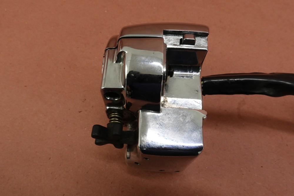 2000-2006 Harley Davidson Electra Glide RIGHT CONTROL SWITCH START STOP