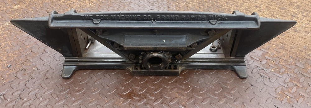 W.R. FOX NO 4 UNIVERSAL TRIMMER CAST IRON MITER
