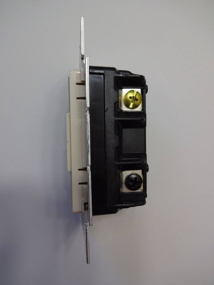 Lutron Maestro MSC-AD-ES 8.3 Amp Max Led Dimmer Eggshell