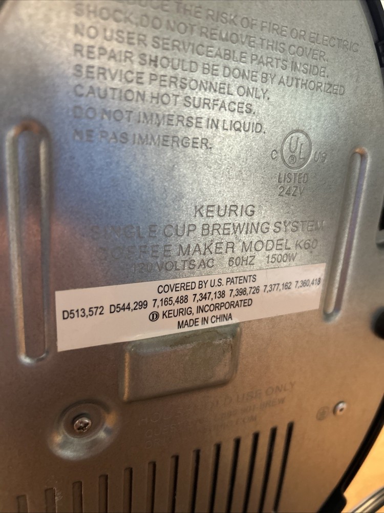 Keurig K60 Single-Serve Brewer Silver/Coffee Maker Base Only